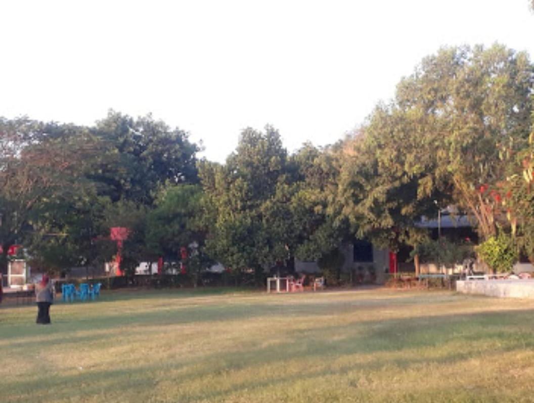 Vamoose Rupmati The Valley Hotel Māndu Exterior foto