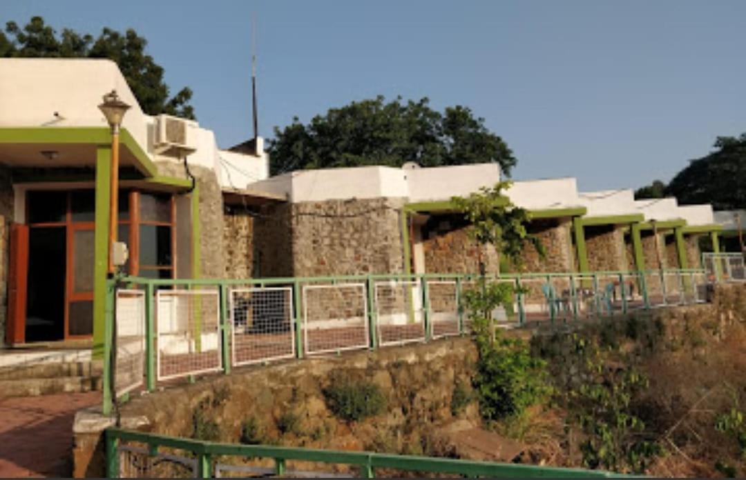 Vamoose Rupmati The Valley Hotel Māndu Exterior foto